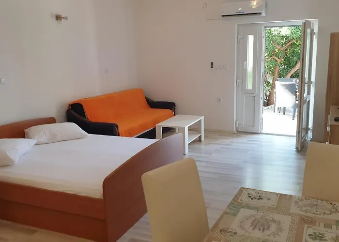 Milka Pag Apartman *